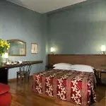 Отель Ariosto 4*